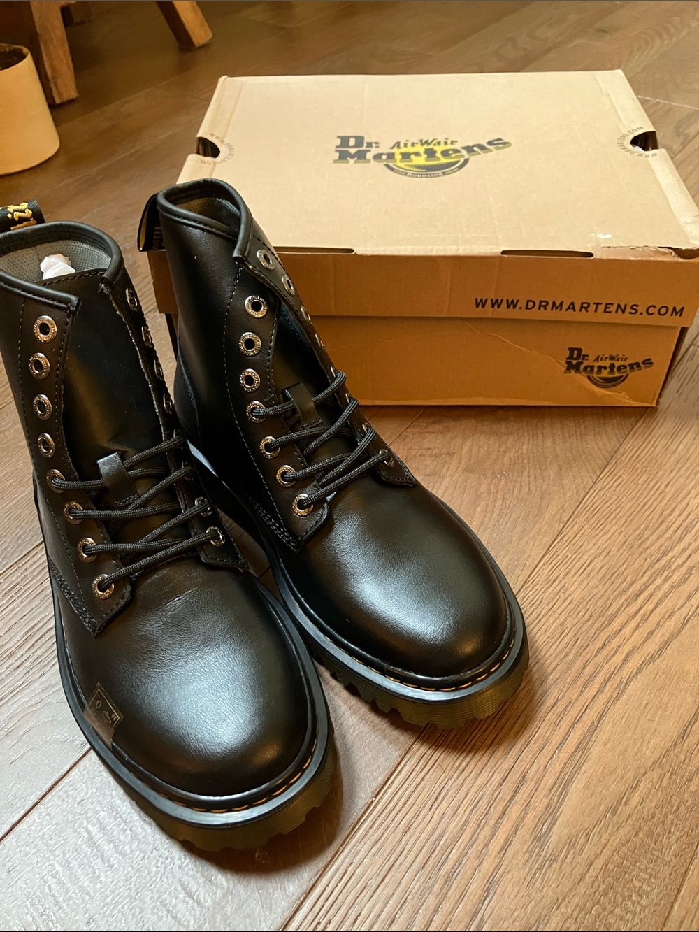 NIB Dr Martens Combat Boot
